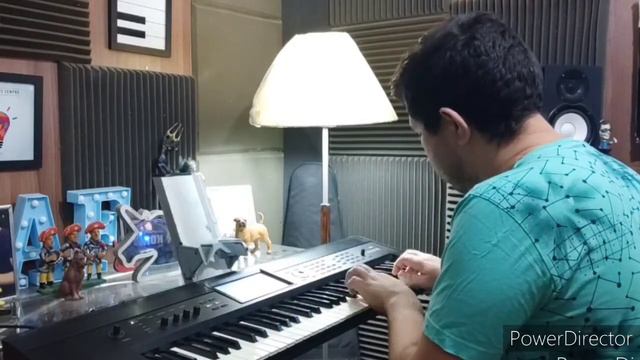 Korg Krome 61 em Ação. смотреть онлайн