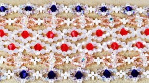 Украшения из бисера. Работы из бисера. 2 часть. Ожерелье из бисера и бусин.