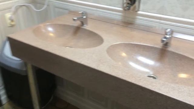 каменные столешницы в ванну с влитыми мойками из камня KAMEX производство АПАРХ г. Рязань смотреть онлайн