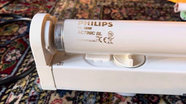 Philips TL 20W Actinic BL (BL 10) T12 20W Fluorescent Tube смотреть онлайн