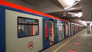 Электропоезд 81-765/766/767.4 "МОСКВА-2019" №50 на станции метро Ольховая, Сокольническая линия