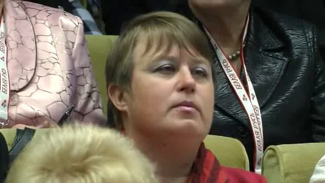 Белая Русь. Чемпионат по сытым лицам и знатным начёсам смотреть онлайн
