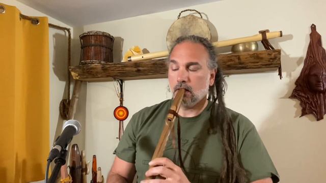 The True Native American Flute tuning: North American Indigenous смотреть онлайн