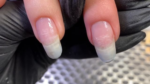 Укрепление изношенных ногтей | Milk Rock Nail смотреть онлайн