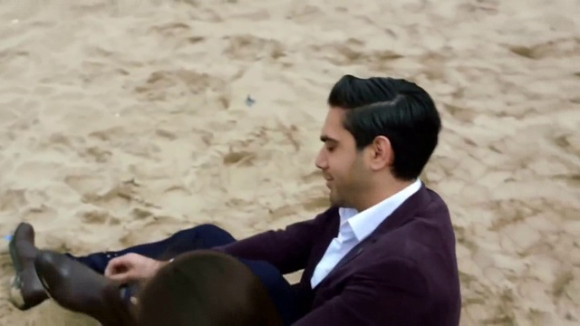 Fatih Harbiye - 35 Като слънцето и луната - Emre Güvener bg subs смотреть онлайн