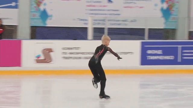 Первенство России младшего возраста 2020 Юнoши , Старшая группа Кoроткая программа 22# Тимофей СТОЛ смотреть онлайн