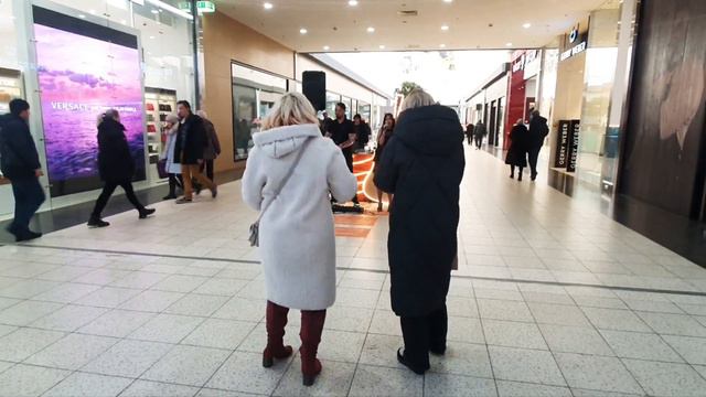 День рожденья Мега Новосибирск. смотреть онлайн