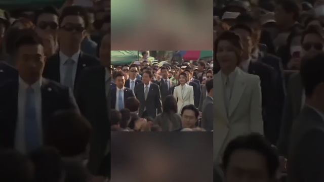 韓國第一夫人新發型好美，麻花辮清爽又減齡，開心地像個小姑娘 смотреть онлайн