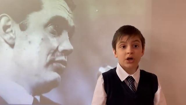 Стихотворение Роберта Рождественского "Вся жизнь моя..." из книги "Алешкины мысли" смотреть онлайн