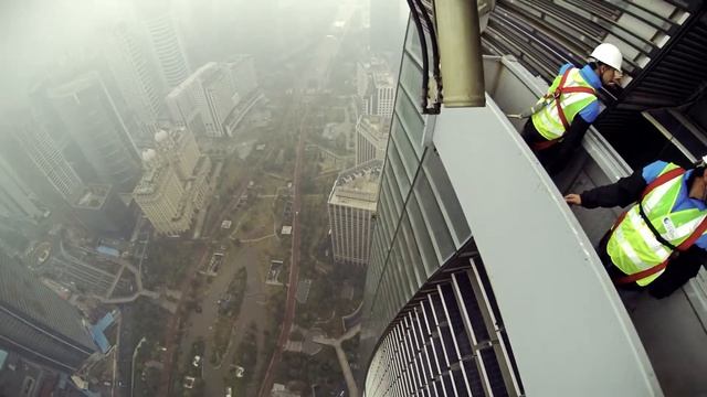 Pearl River Tower, Guangzhou, China - video production by Essential Creative.com смотреть онлайн