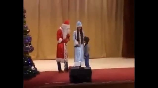 приколы 2015 СНЕГУРКИ ЗАЖИГАЮТ смотреть онлайн