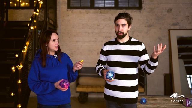 Запускаем оригинальные спиннеры Flynova Pro и подделку. смотреть онлайн