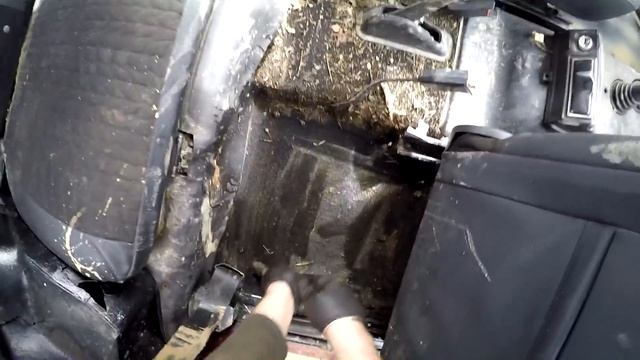Как выглядит салон автомобиля после покатушек и как с эти бороться. смотреть онлайн