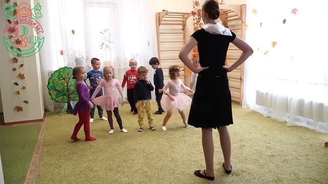 Семейная видеосъемка. НВК "Антошка" на ВДНХ. Хореография смотреть онлайн
