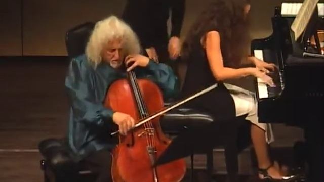 SHOSTAKOVICH 2nd movement from Sonata Op.40 смотреть онлайн
