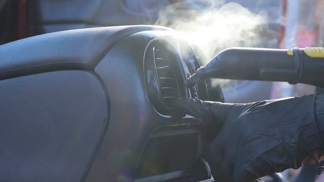 Wet & Dry Vacuuming With The Numatic George | FocusOnDetailing смотреть онлайн