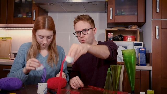 ПРОВЕРКА НОВОГОДНИХ ЛАЙФХАКОВ - Ёлочка из макарон смотреть онлайн