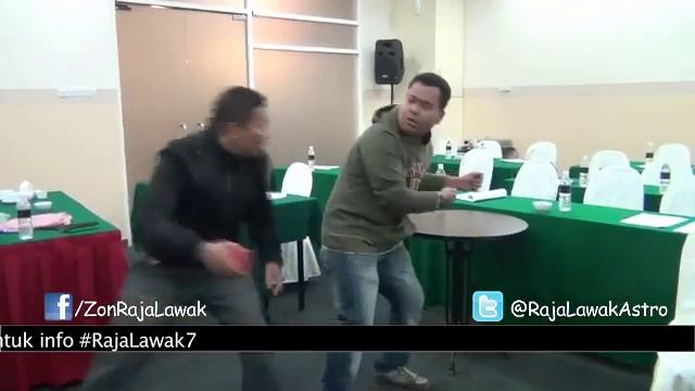 Raja Lawak 7 - Minggu Ke-4 - Kelas Tugasan "Gossip" смотреть онлайн