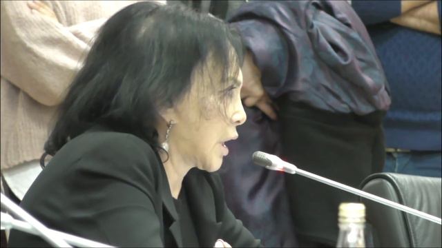 "Вы в этот бюджет что-то вложили, чтобы из него брать?" – Марина Юденич. смотреть онлайн