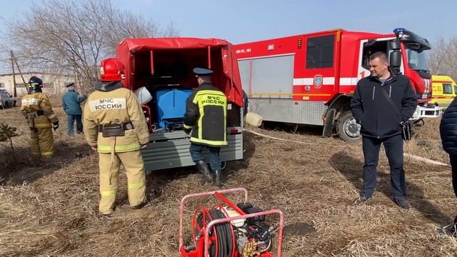 Тренировка боевых расчетов пожарной охраны прошла успешно / 19-04-2022 смотреть онлайн