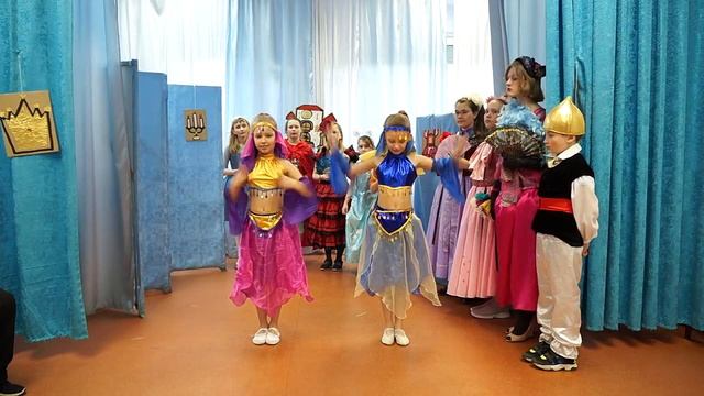 Золушка смотреть онлайн