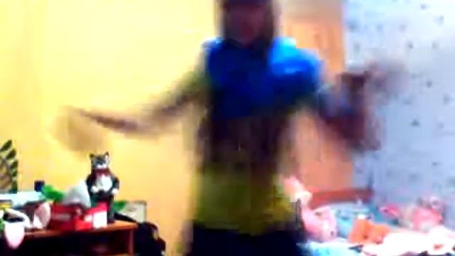 танец девочки. смотреть всем!!! до слёз XD смотреть онлайн