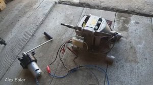 Мотор стиральной машины работает от ручного генератора. Измеряю ток.