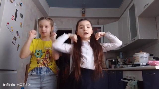 танцуй если знаешь этот тренд, с двоюродной сестрой! смотреть онлайн