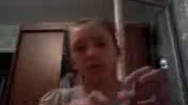 Видео как сделать цветок из бисера смотреть онлайн