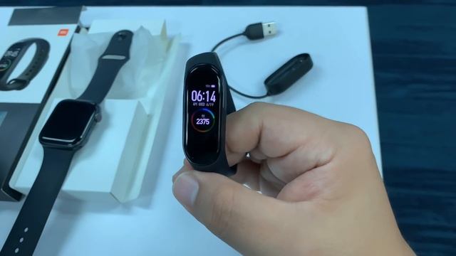 Mi Band 4 Initial Review - Best Budget Fitness Tracker of 2019? смотреть онлайн
