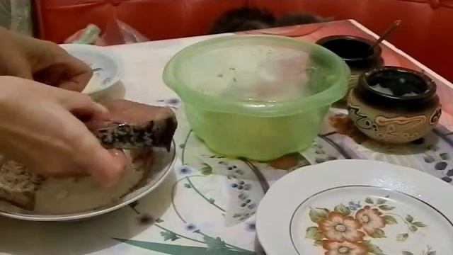 Жареный толстолоб в кунжутной панировке. Очень сочная и вкусная рыба. Быстро и просто. смотреть онлайн