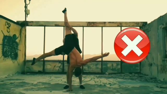 КАК СДЕЛАТЬ БАЛАНС НА ОДНОЙ РУКЕ (HOW TO DO BALANCE ON THE ONE HAND) (COMO HACER UN EQUILIBRIO) смотреть онлайн