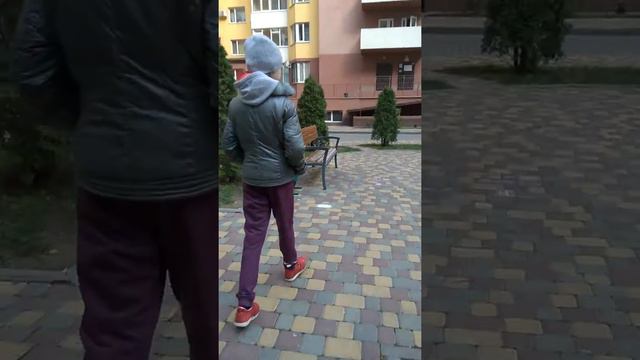 Новое место жительства, завёл новою подругу. смотреть онлайн