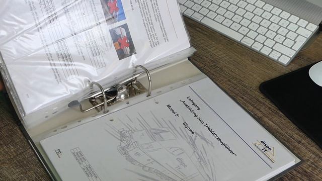 Трудно ли учиться / Машинист в Германии смотреть онлайн