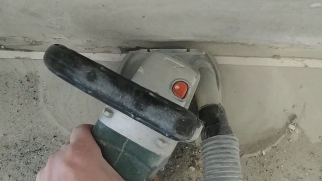 Кожух для болгарки с пылеотводом. Шлифовка примыканий. смотреть онлайн