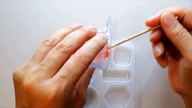 №2 Двухсторонний кулон из эпоксидной смолы смотреть онлайн