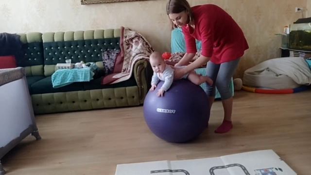 Занятия с малышом с 5,5 месяцев смотреть онлайн