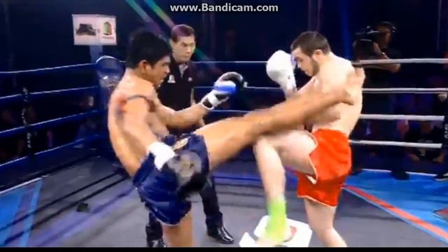 Магомед "Чанко" Зайнуков (Extreme Fight Gym) VS Veerasak смотреть онлайн