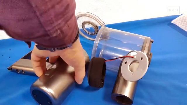 Разборка пылесоса Dreame V11 со стоп-кадрами, расположением винтов и разъемов