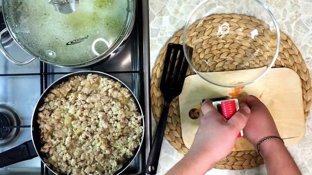 Готовим по-мужски! Выпуск 2: Картофельная запеканка с фаршем смотреть онлайн