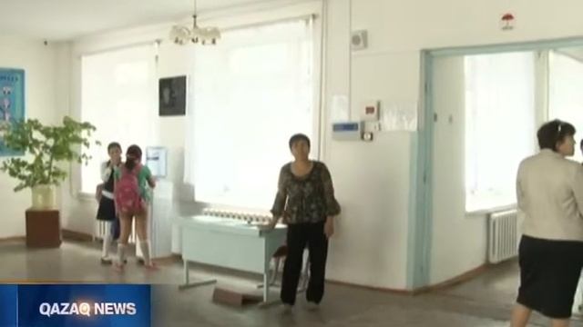 14 05 15 В школе время урока обвалился потолок спортзала смотреть онлайн