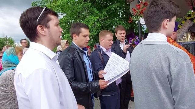 Панихида у могилки старца Спиридона (с. Терновое) смотреть онлайн