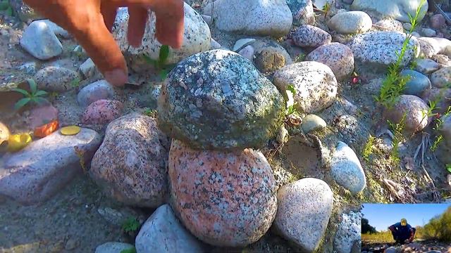 Нашёл монету Николай жёлтого цвета Found a coin Nikolai yellow 1 смотреть онлайн