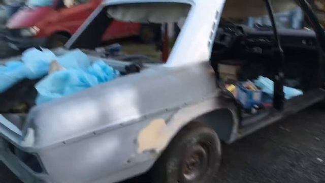 Joseph w115 /8 повесил потолок, покрасил Крышу смотреть онлайн