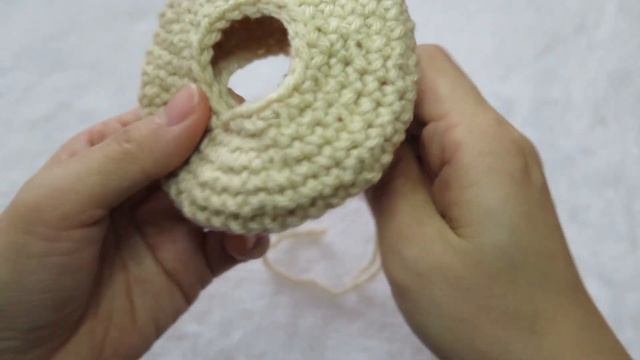 How to Crochet Easy Donuts / Step by Step смотреть онлайн