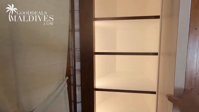 Kuredu Sangu Jacuzzi Beach Villa смотреть онлайн