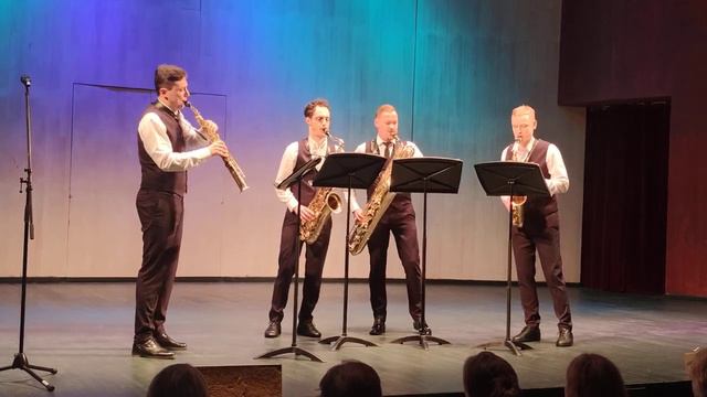 Yuri Povolotsky "The Old Photo"/Russian Saxophone Quartet смотреть онлайн