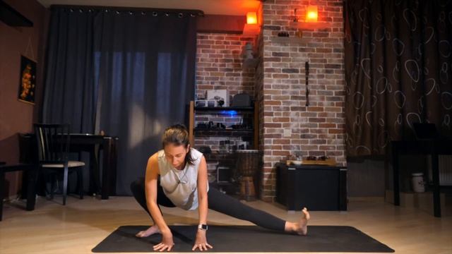Подготовка к поперечному шпагату/Самаконасана за 20 минут. 4 урок. смотреть онлайн