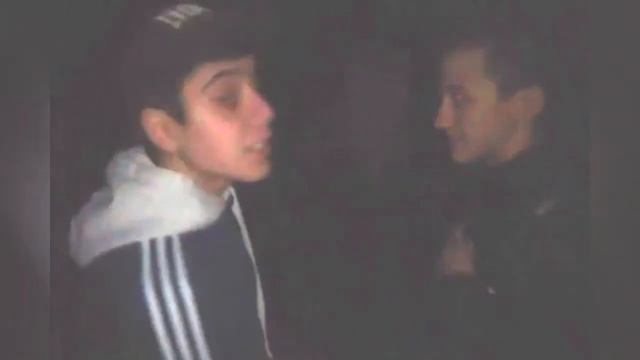 Оскорбил девушку - получил за это. смотреть онлайн