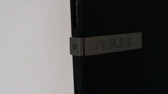 Nettop ASUS Eee Box EB1033 - Recensione